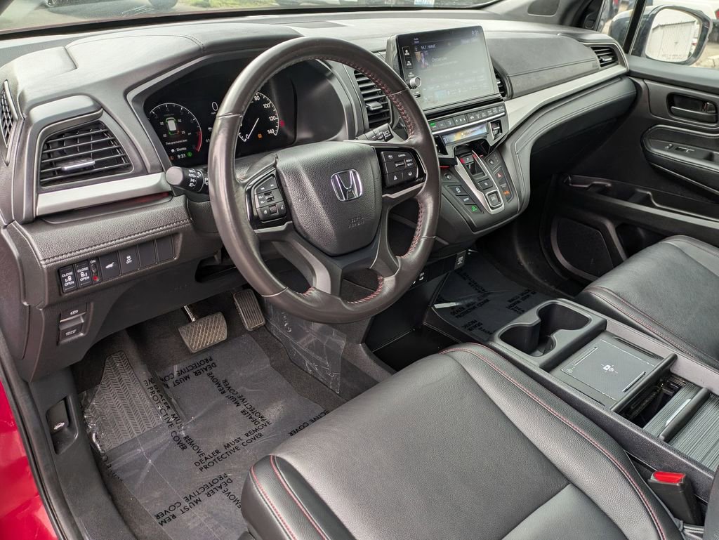 Used 2025 Honda Odyssey Sport-L image 14
