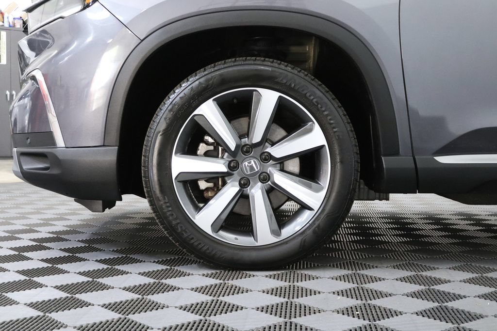 Used 2024 Honda Pilot Touring image 6