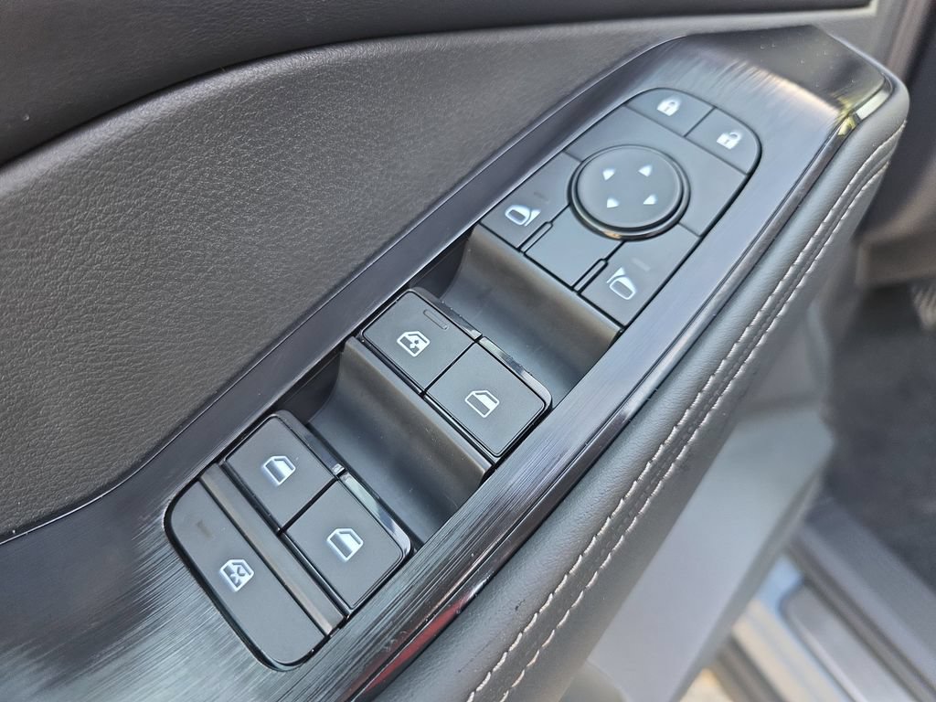 New 2026 Nissan Rogue Dark Armor FWD image 21