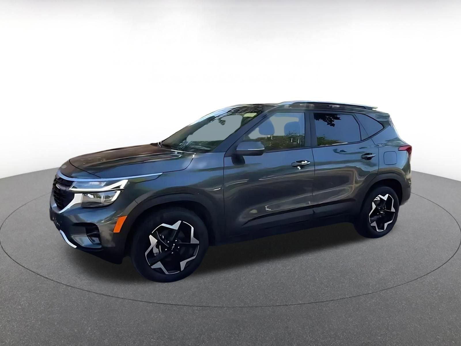 Used 2025 Kia Seltos S image 7