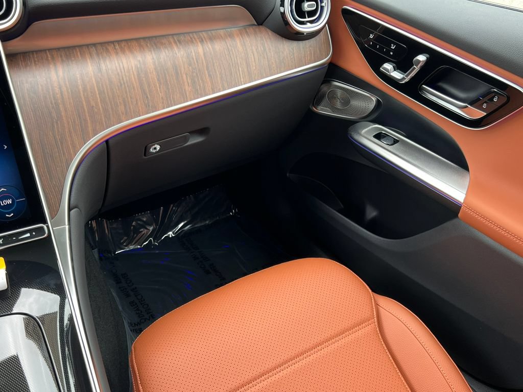 New 2027 Mercedes-Benz GLC 300 4MATIC image 32