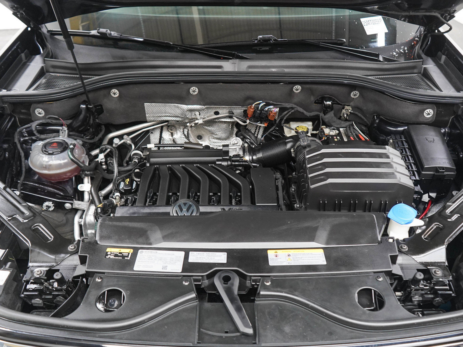 Used 2023 Volkswagen Atlas SE AWD/4WD image 32