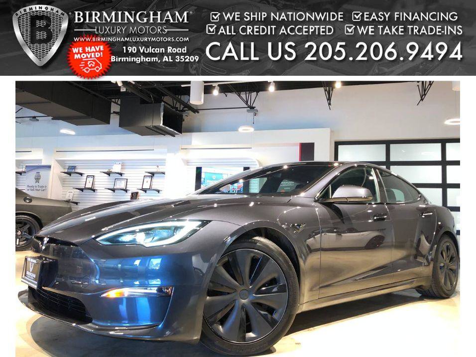 Used 2024 Tesla Model S image 1