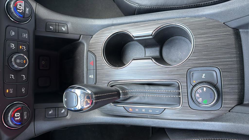 Used 2018 GMC Acadia SLT image 28