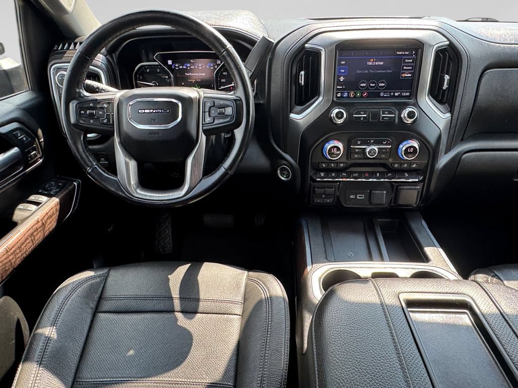 Used 2021 GMC Sierra 3500 Denali w/ Denali Ultimate Package AWD/4WD image 22