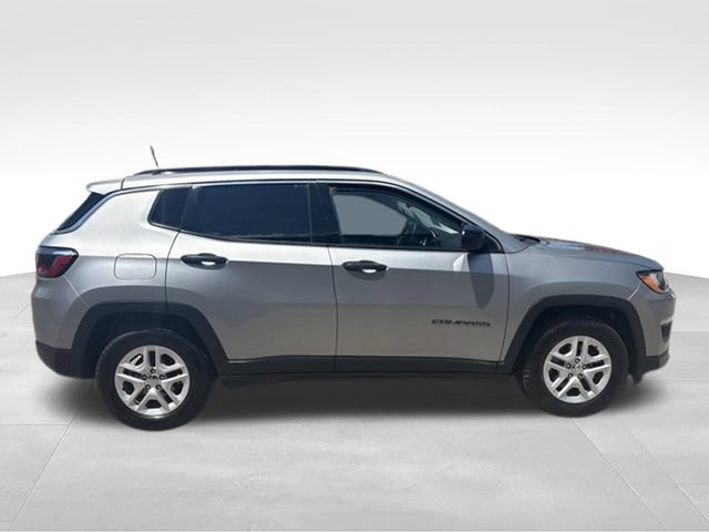 Used 2021 Jeep Compass Sport w/ Cold Weather Group FWD image 10