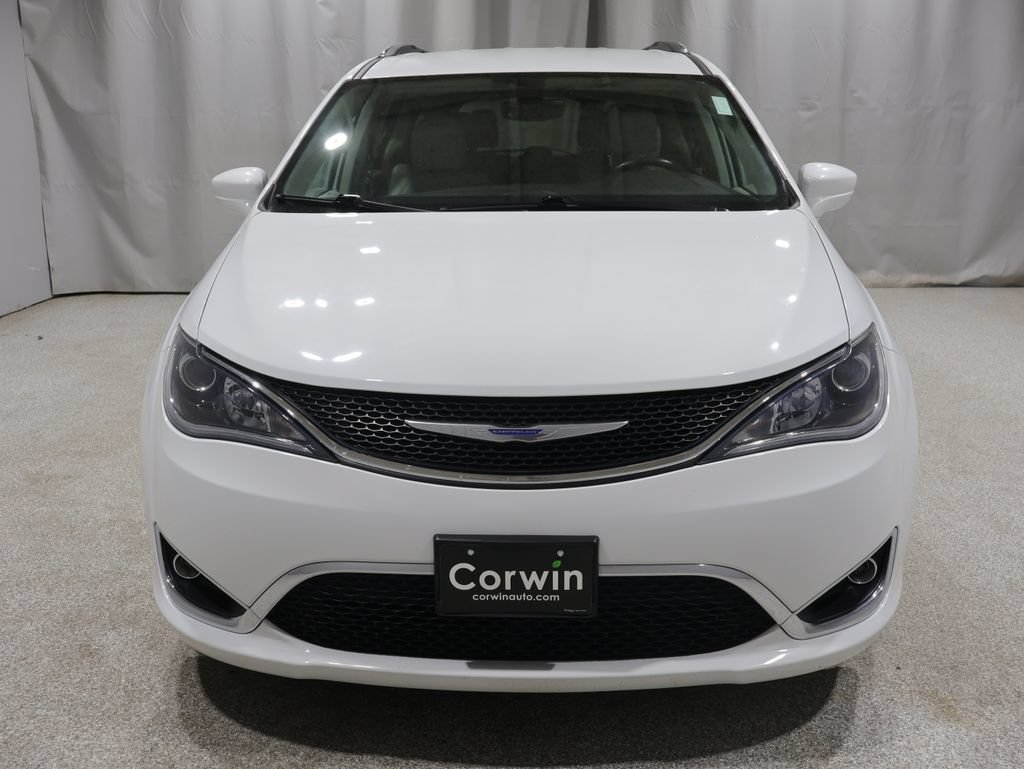 Used 2018 Chrysler Pacifica Touring-L Plus FWD image 7