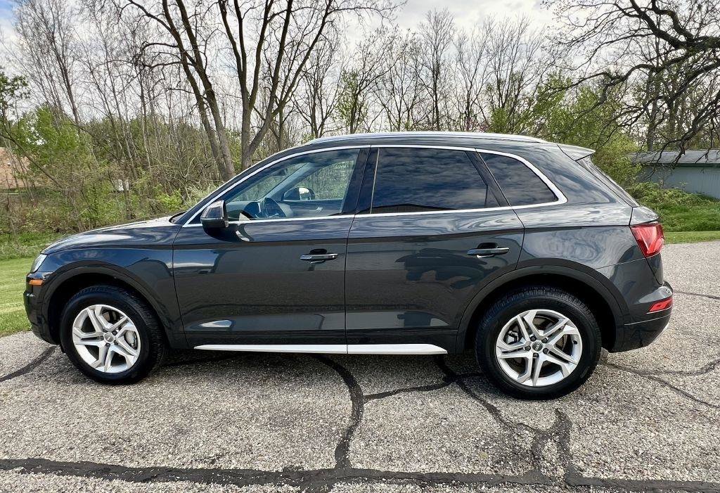 Used 2018 Audi Q5 2.0T Premium Plus w/ Premium Plus Package AWD/4WD image 5