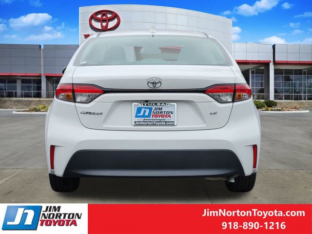 Used 2025 Toyota Corolla LE FWD image 6