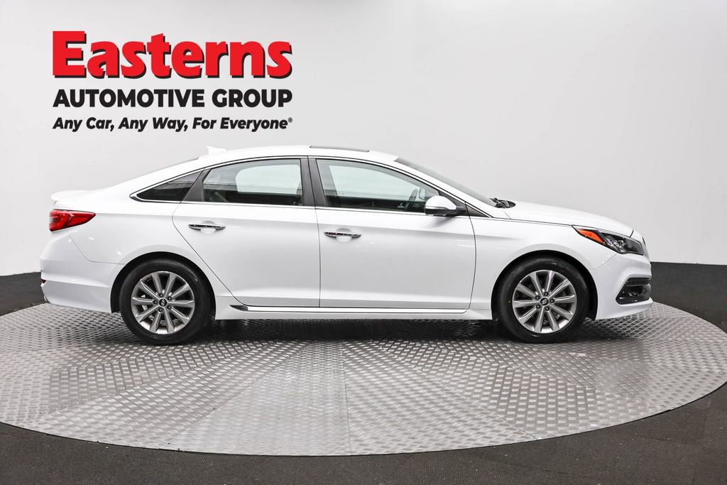 Used 2016 Hyundai Sonata Limited w/ Cargo Package FWD image 4