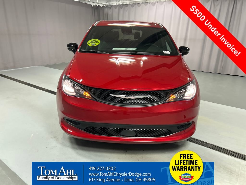 New 2026 Chrysler Voyager LX video 2