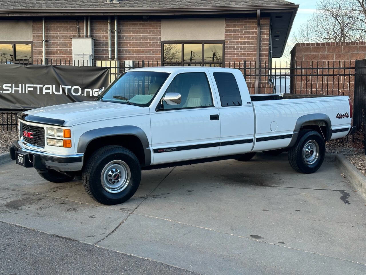 Used 1994 GMC Sierra 2500 4x4 Extended Cab image 10