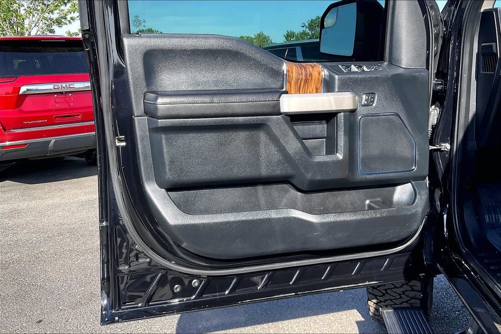Used 2019 Ford F150 Lariat w/ FX4 Off-Road Package AWD/4WD image 22