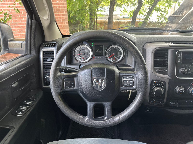 Used 2014 RAM 1500 Express AWD/4WD image 17