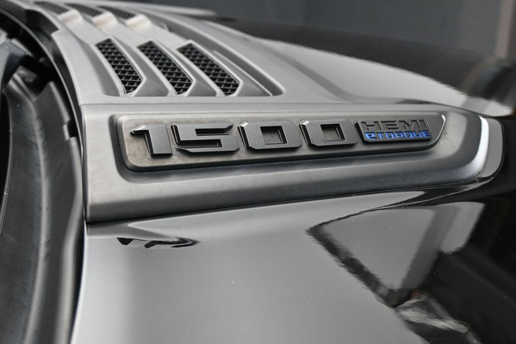 Used 2023 RAM 1500 Laramie RWD image 44