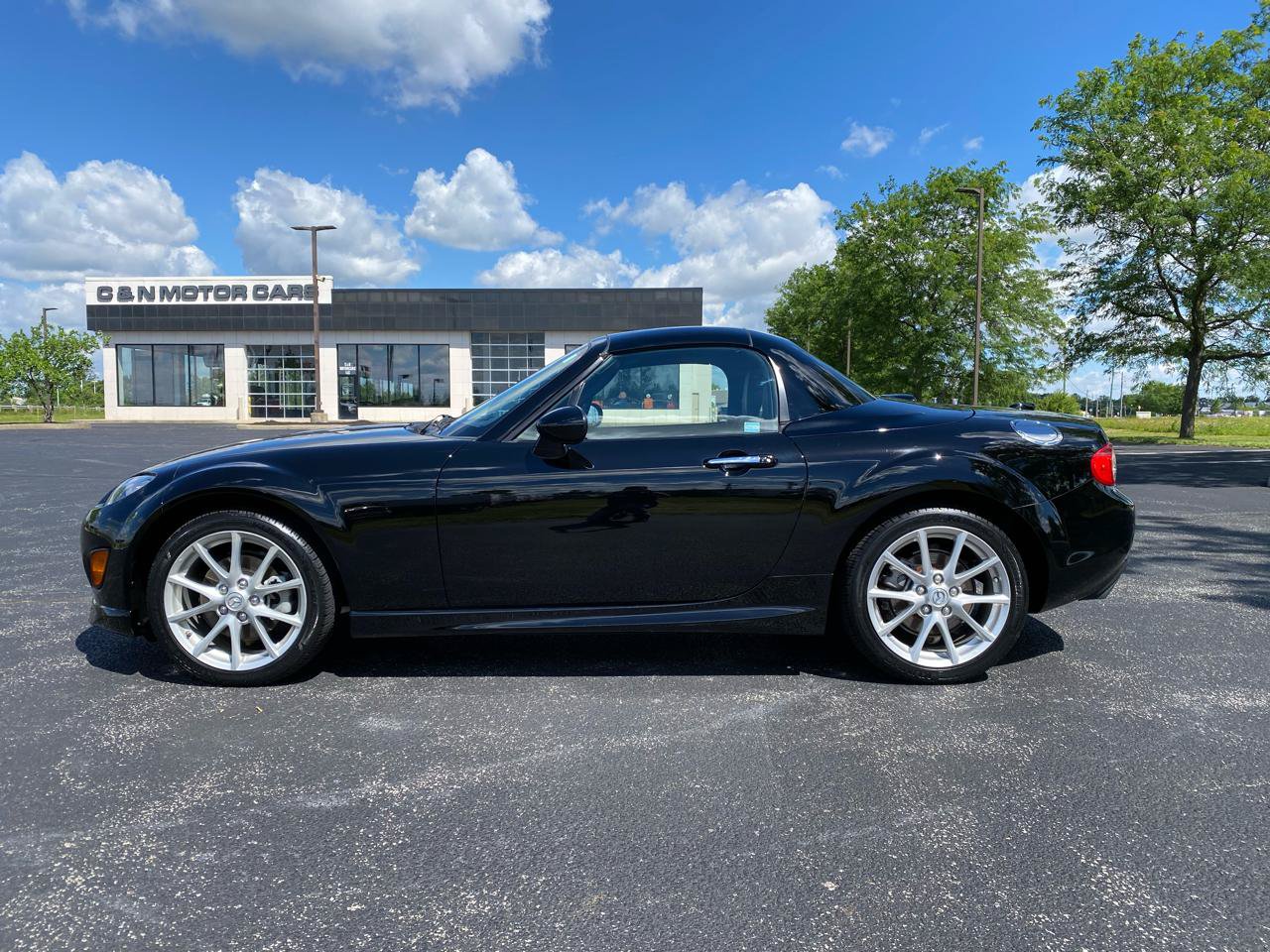 Used 2012 MAZDA MX-5 Miata Grand Touring w/ Premium Pkg RWD image 16