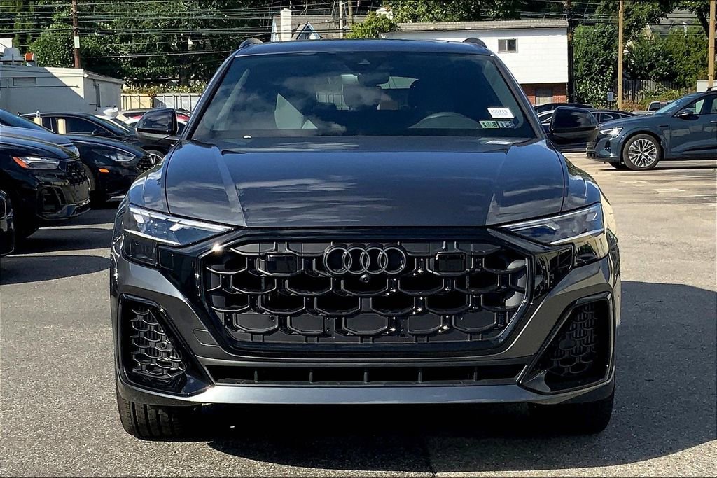 New 2025 Audi SQ8 Premium Plus image 3