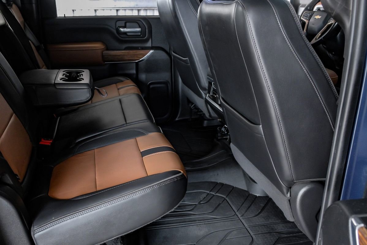 Used 2021 Chevrolet Silverado 3500 High Country image 36