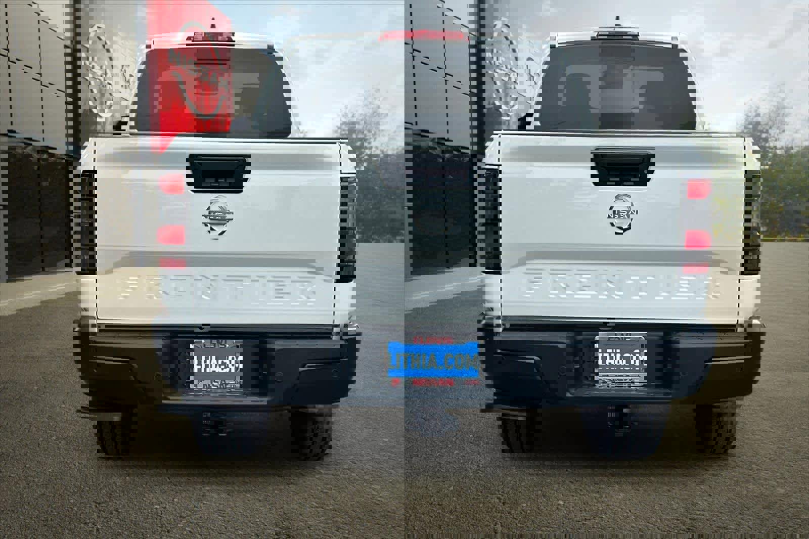 New 2026 Nissan Frontier S image 8