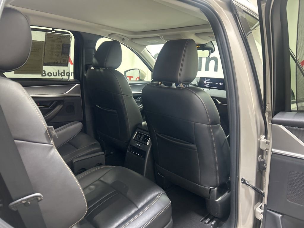 Used 2024 MAZDA CX-90 3.3 Turbo w/ Premium Package image 15