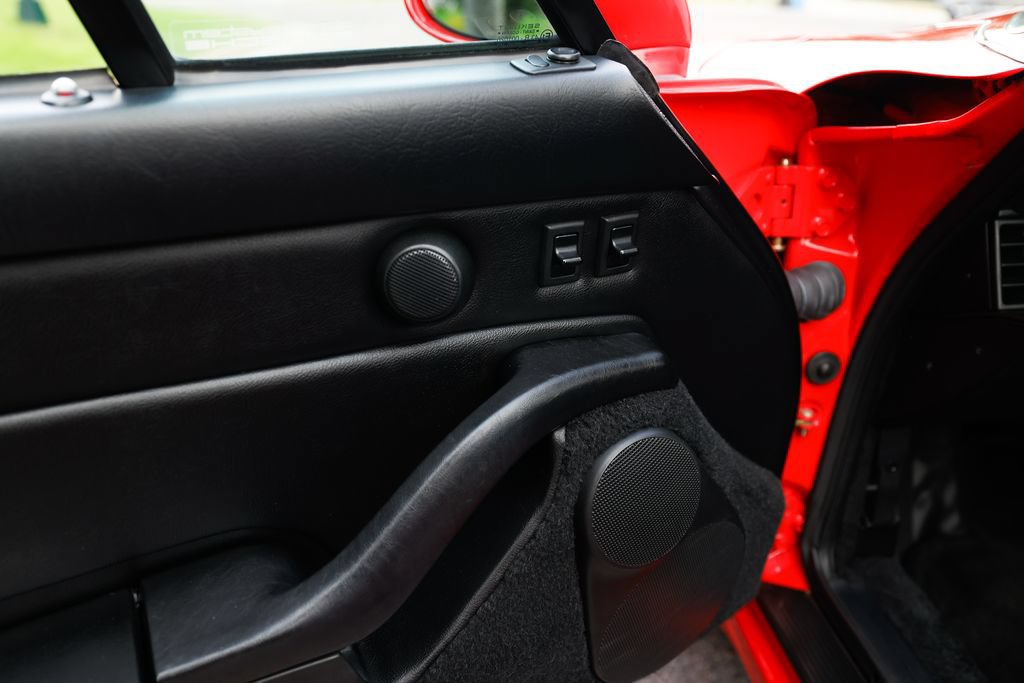 Used 1995 Porsche 911 Carrera RWD image 72
