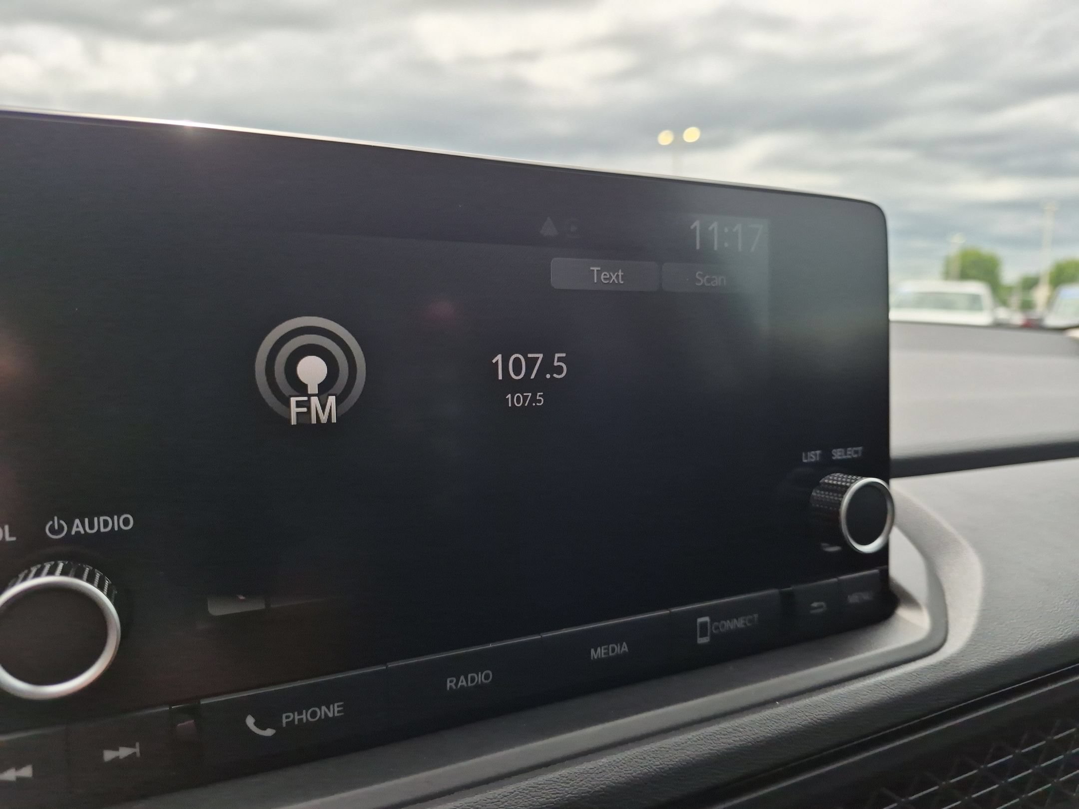 Certified 2025 Honda Accord SE image 18
