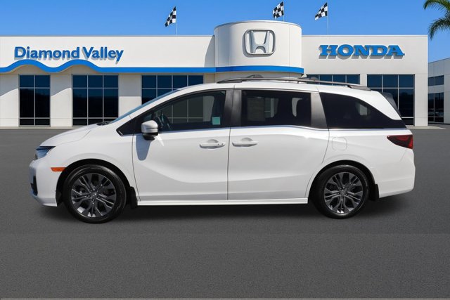 Certified 2025 Honda Odyssey Touring image 9