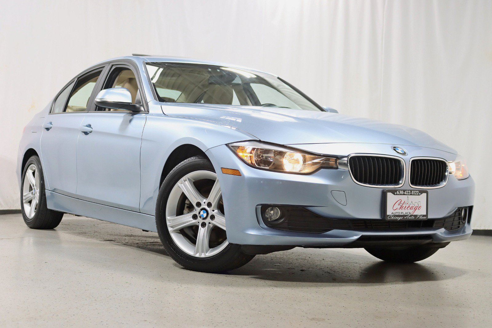 Used 2013 BMW 320i xDrive Sedan AWD/4WD image 7
