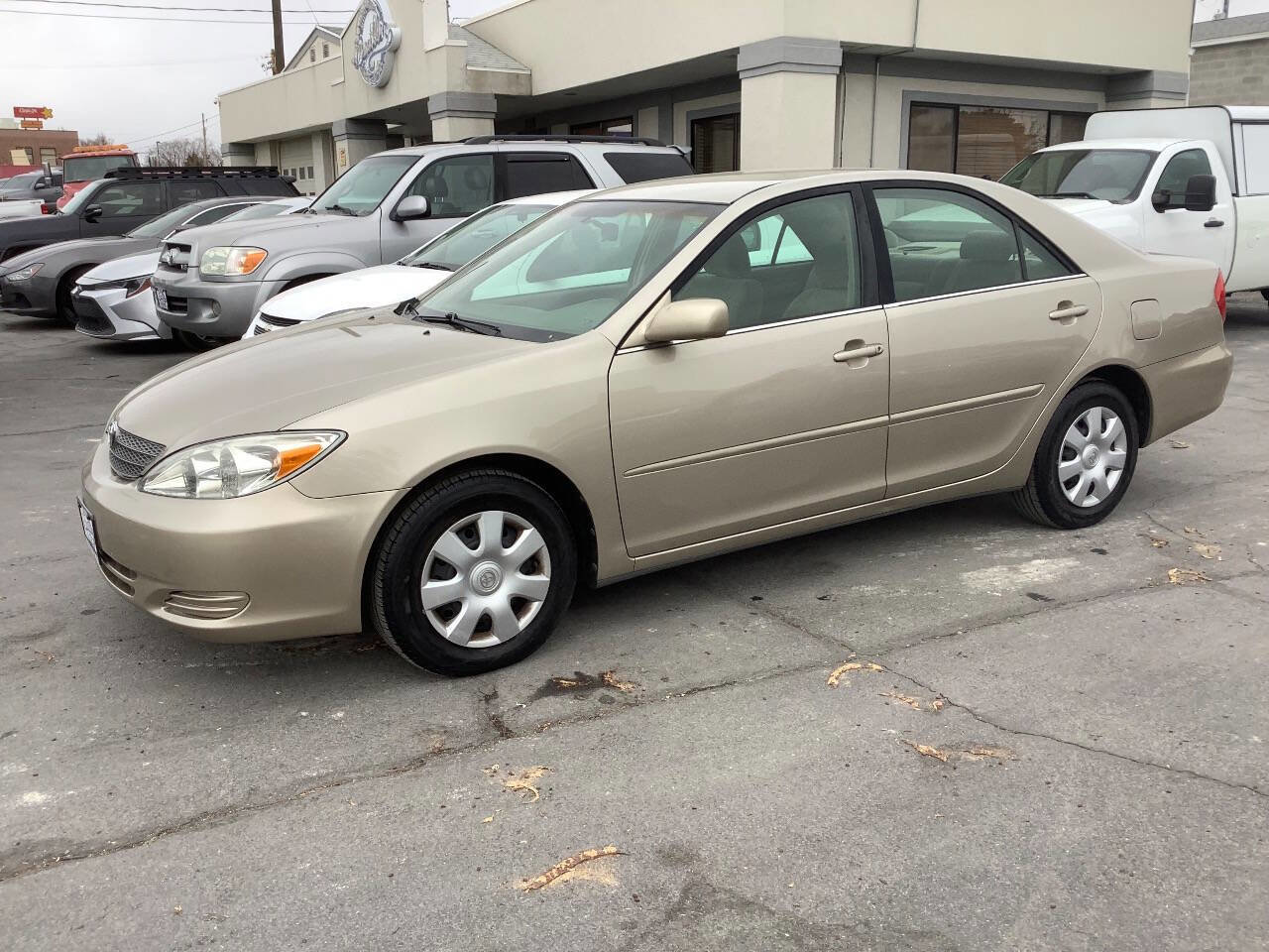 Used 2004 Toyota Camry LE FWD image 16