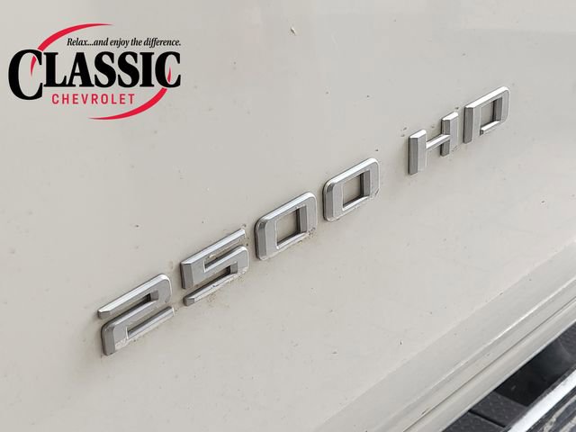 Used 2023 Chevrolet Silverado 2500 High Country image 12