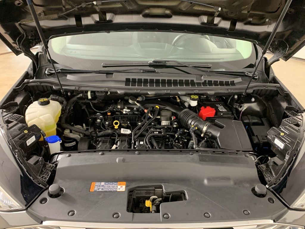 Used 2020 Ford Edge SE image 40