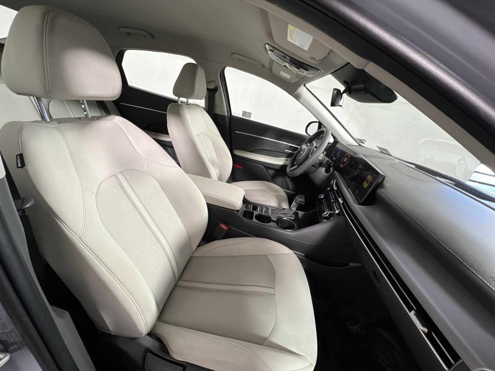 Used 2025 Hyundai Sonata SE image 25