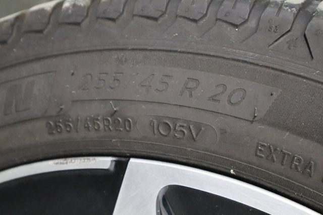 Used 2024 Volkswagen ID.4 Pro S AWD/4WD image 43