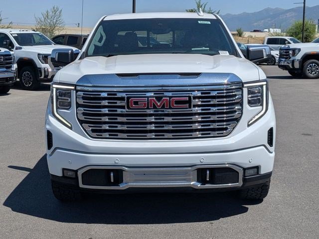 Used 2023 GMC Sierra 1500 Denali w/ Technology Package AWD/4WD image 9