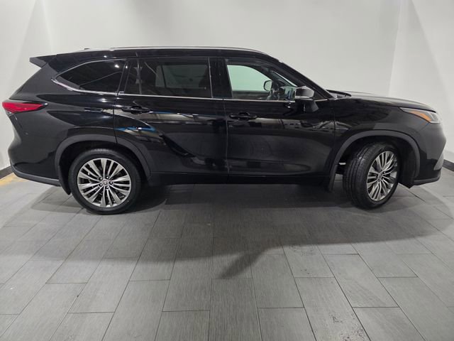 Used 2021 Toyota Highlander Platinum AWD/4WD image 6