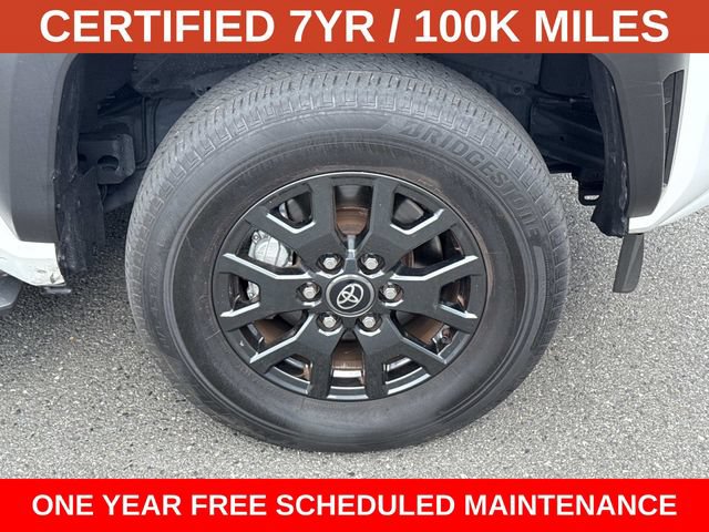 Used 2025 Toyota 4Runner SR5 AWD/4WD image 7