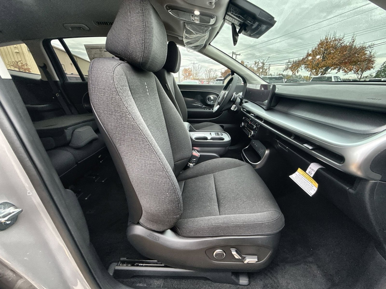 New 2026 Hyundai Ioniq 9 SE image 27