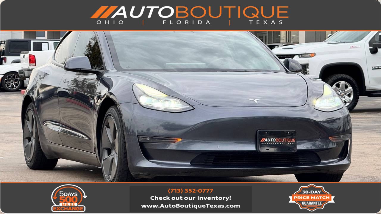 Used 2022 Tesla Model 3 image 1