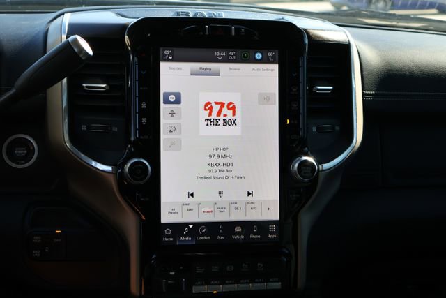 Used 2022 RAM 3500 Laramie image 14