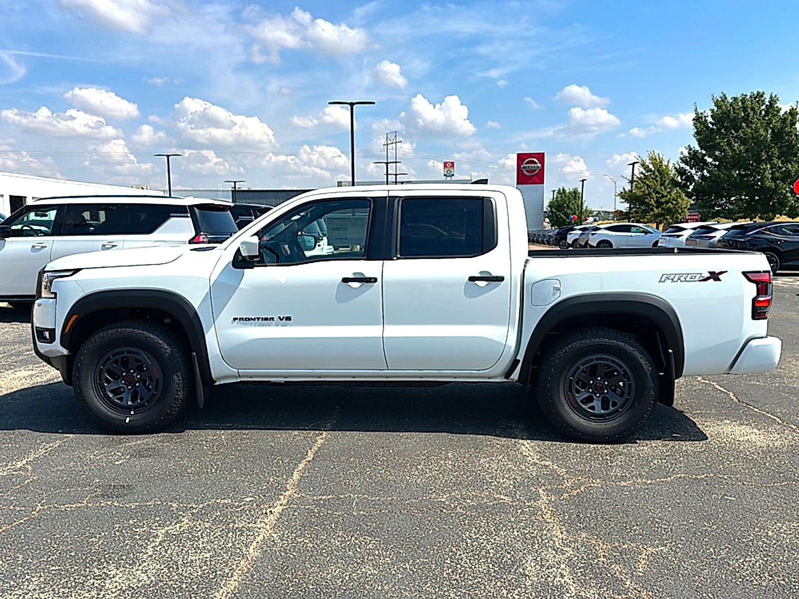 New 2027 Nissan Frontier Pro-X w/ Pro Convenience Package RWD image 5