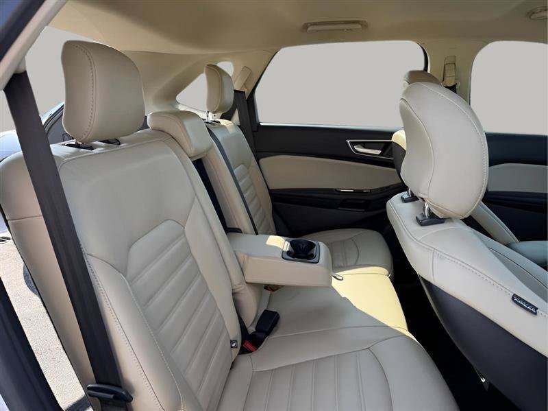Used 2018 Ford Edge SEL w/ Equipment Group 201A FWD image 34