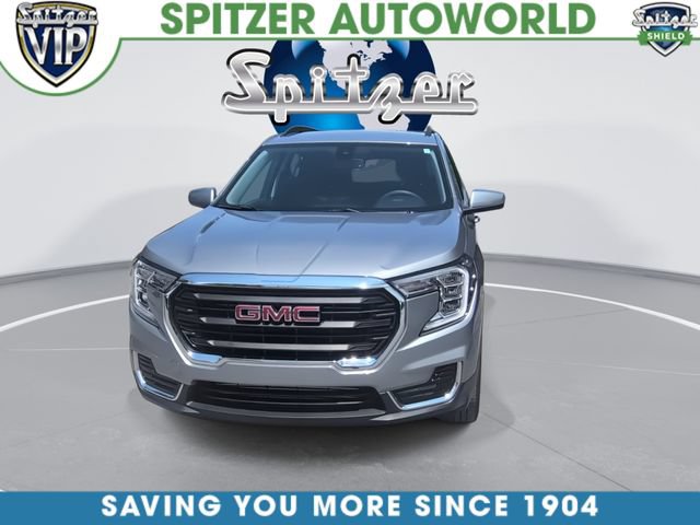Used 2024 GMC Terrain SLE w/ Driver Convenience Package AWD/4WD image 4