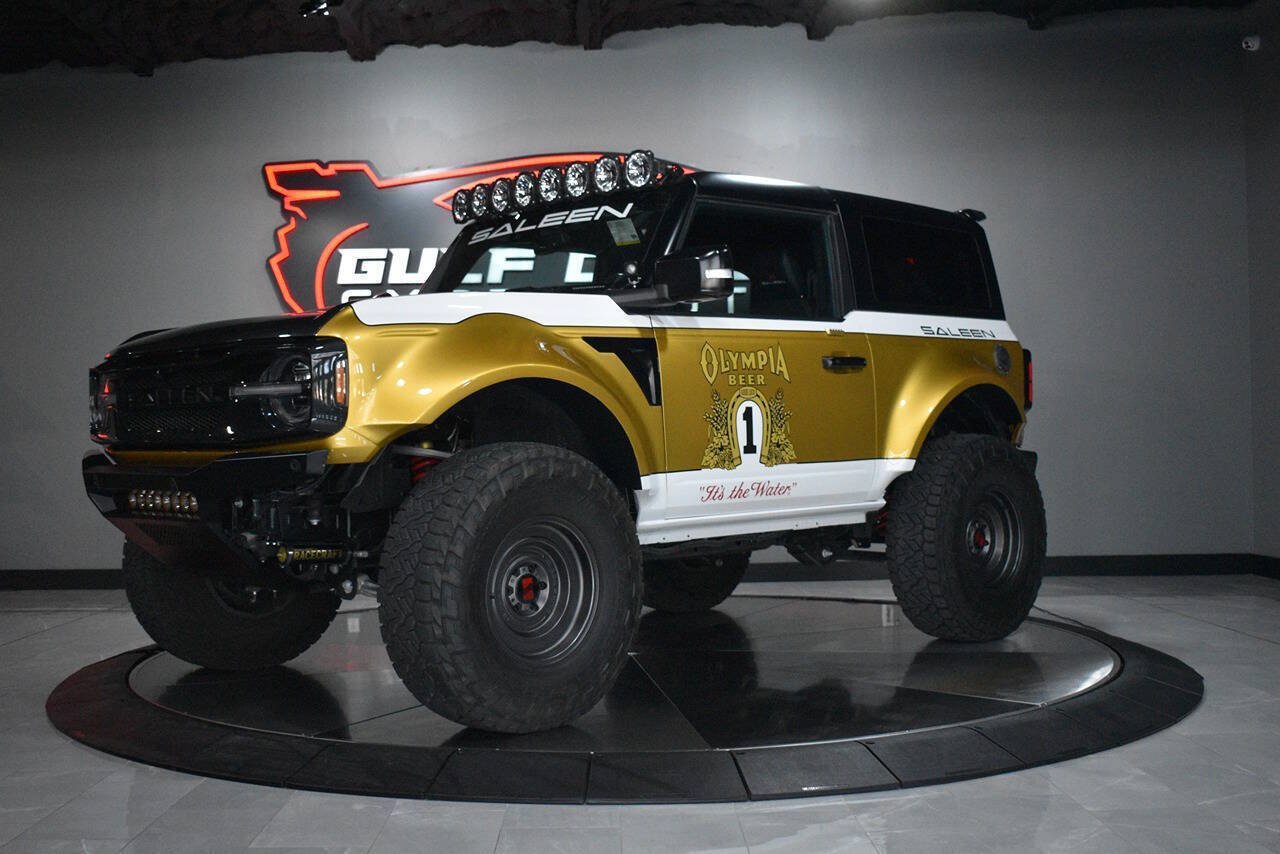 Used 2023 Ford Bronco Outer Banks AWD/4WD image 1