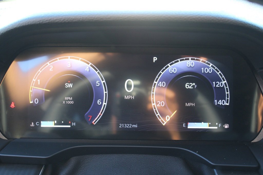 Used 2023 Jeep Grand Cherokee Altitude image 21