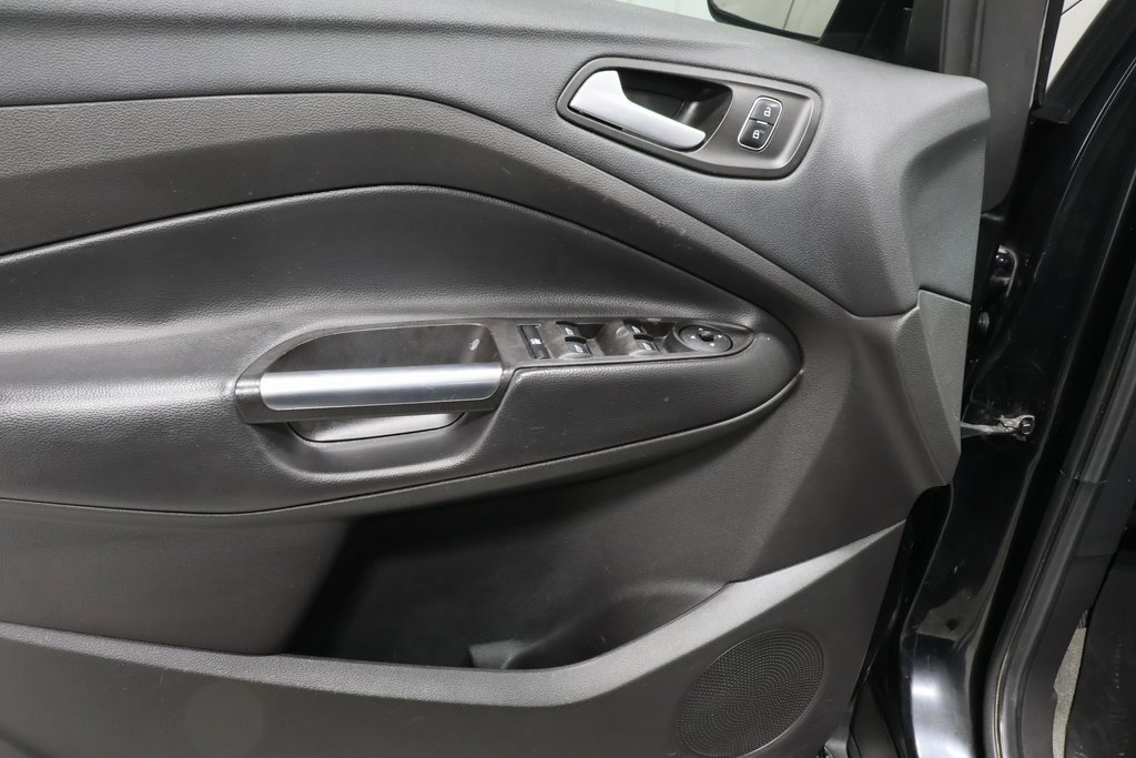 Used 2018 Ford Escape SEL w/ Canadian Touring Package image 23