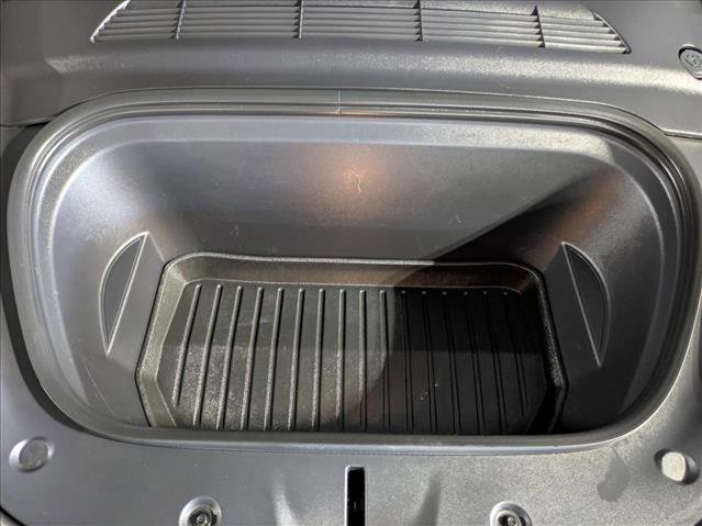 Used 2023 Tesla Model Y Performance AWD/4WD image 24