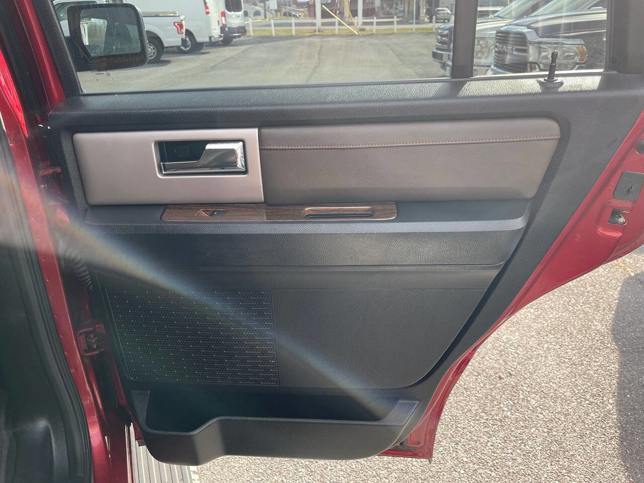 Used 2017 Ford Expedition King Ranch image 37