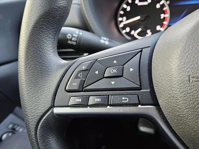 Used 2025 Nissan Sentra SV FWD image 19