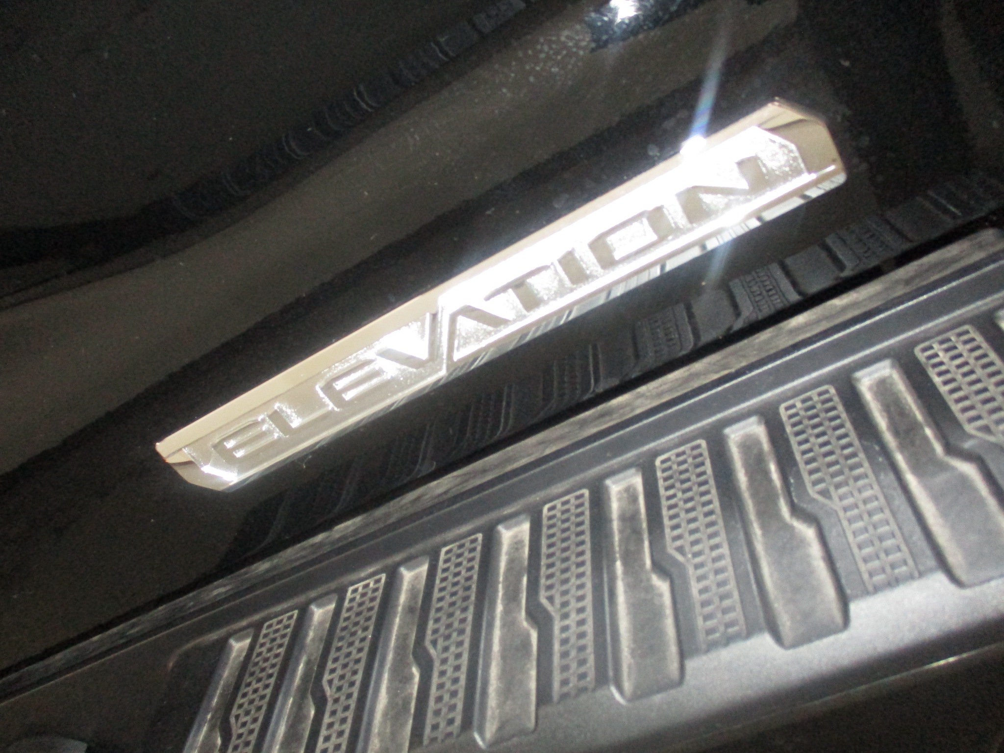 New 2026 GMC Sierra 1500 Elevation w/ Elevation Premium Package AWD/4WD image 8