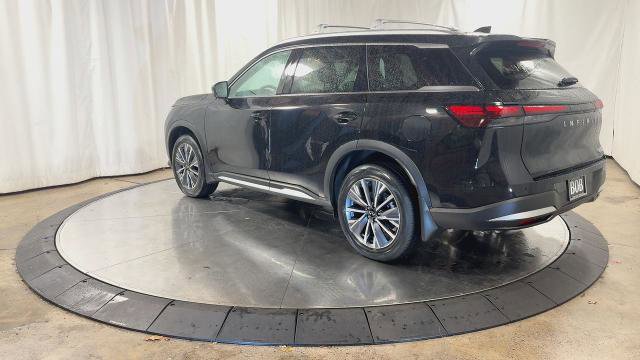 Certified 2026 INFINITI QX60 Luxe w/ Family Package AWD/4WD image 11